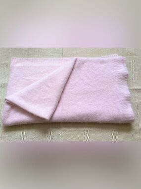 Rachel Ashwell Shabby Chic Vintage Baby Pink Ultra Fuzzy Angora Blanket 53”x59”